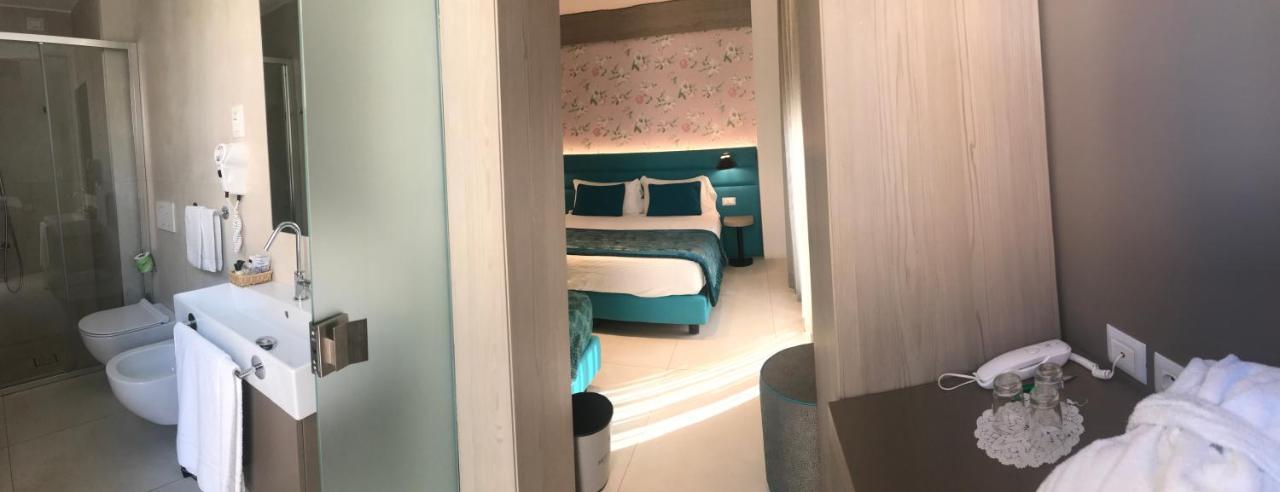 Hotel Villa Hermosa Риччоне Экстерьер фото