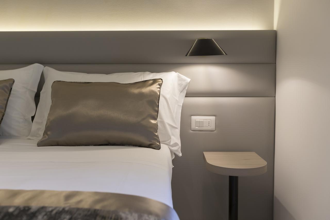 Hotel Villa Hermosa Риччоне Экстерьер фото